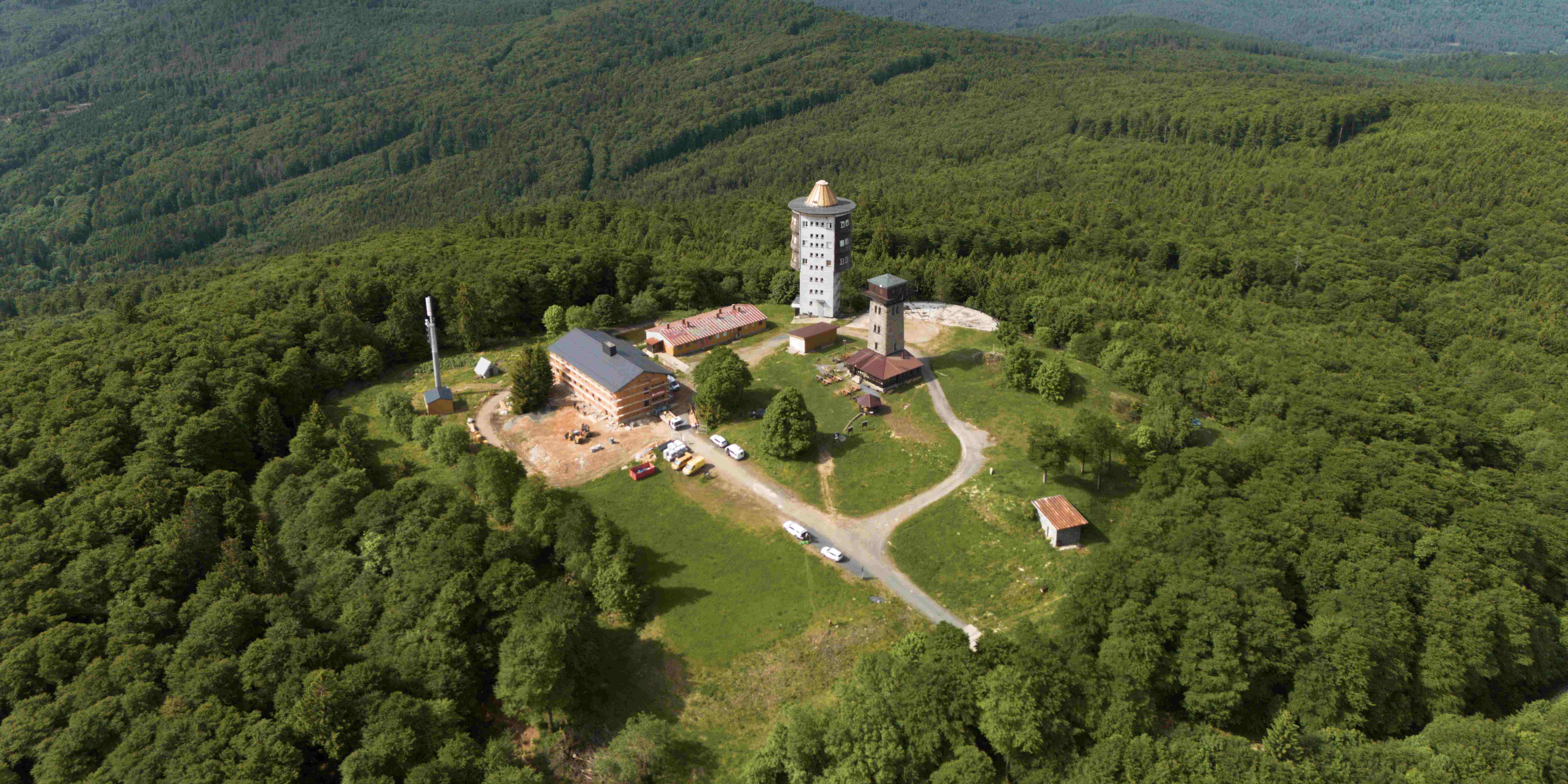 Pohled na Čerchov z dronu.